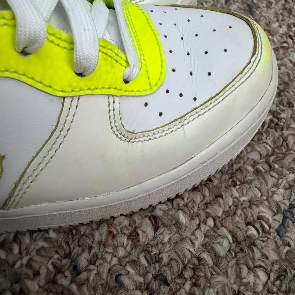 Nike Air Force 1 LV8 GS Volt Gradient Swoosh White Size 6.5Y (Women's 8)